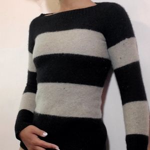Cashmere sweater